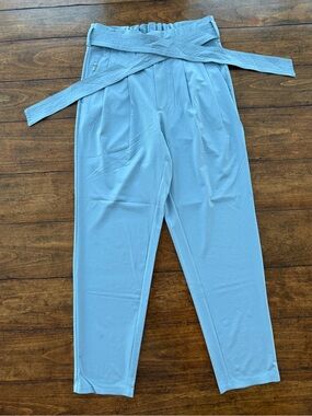 Athleta Skyline Pant II Light Grey